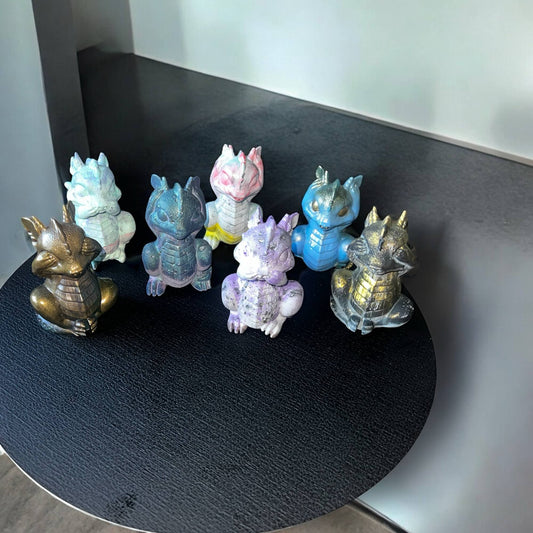 Handmade multicolor resin-Crete figurine